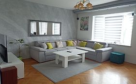 Royal Apartmani